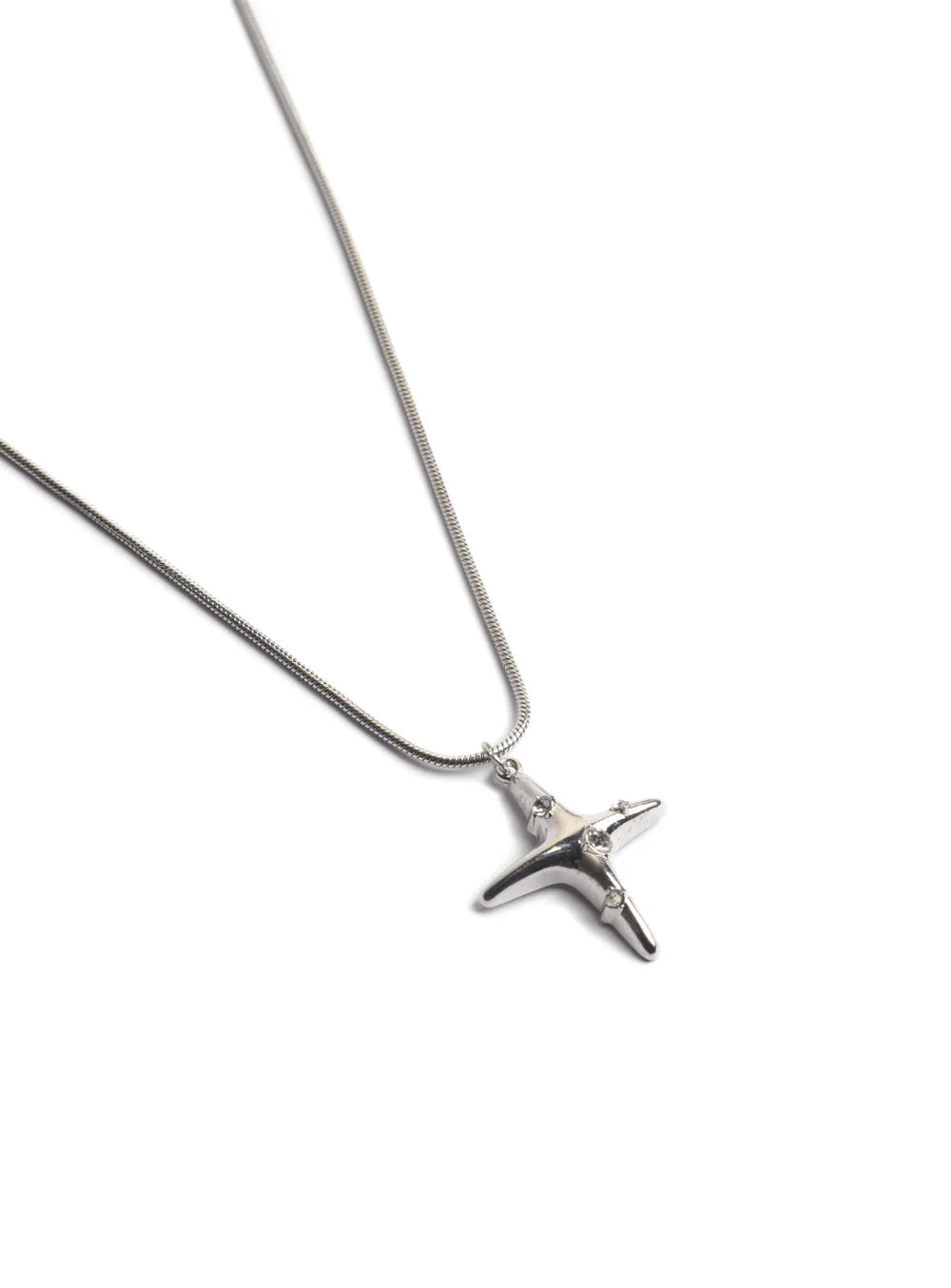 STAR POINT PENDANT WITH CHAIN